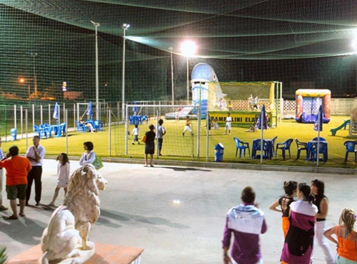 Villaggio Turistico La Baia Degli Angeli Margherita di Savoia Kültér fotó